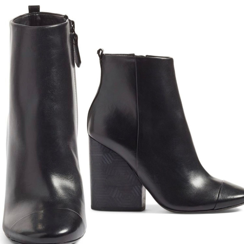 Tory Burch Grove Block Heel Black Bootie 10.5M